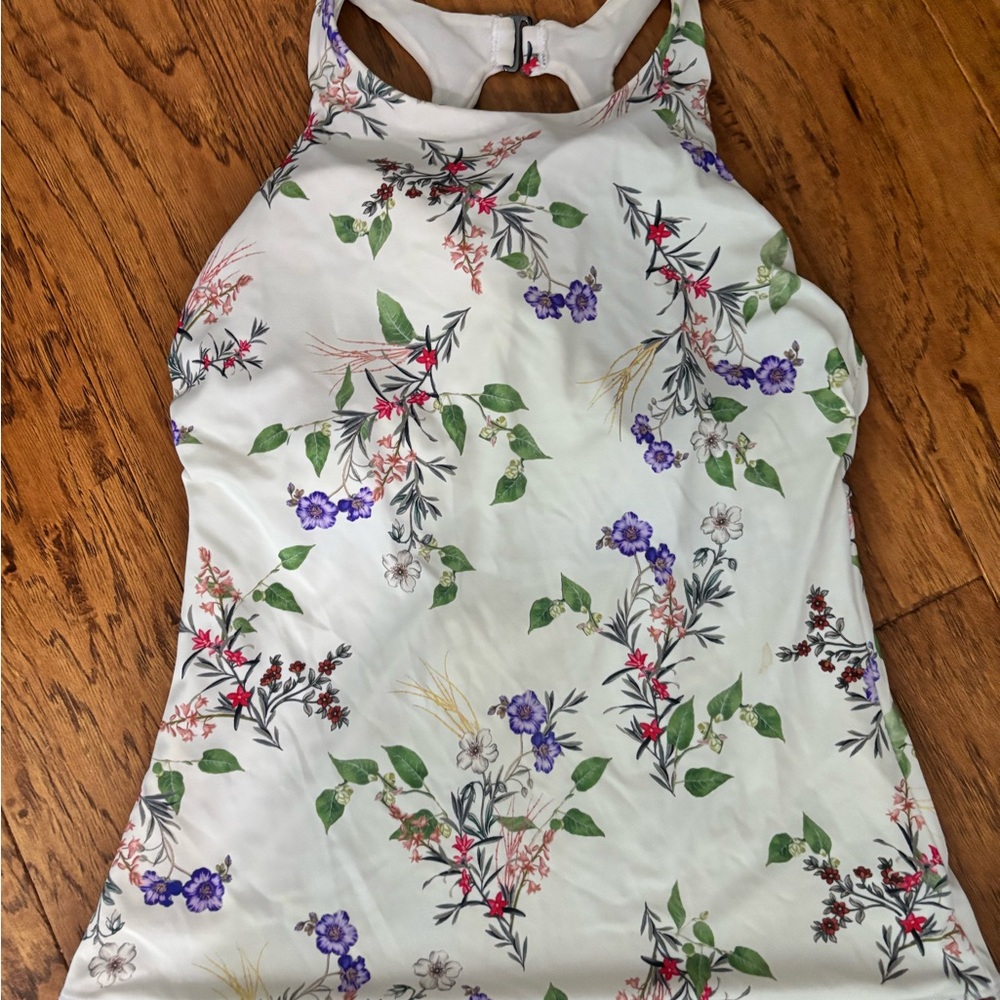 Athleta Black and White Floral 36B/C Tankini Swim Top NWOT